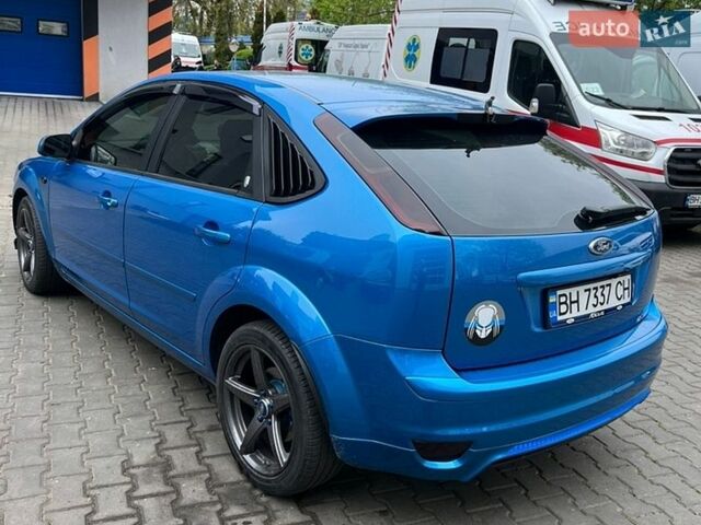 Синий Форд Фокус, объемом двигателя 2 л и пробегом 142 тыс. км за 6800 $, фото 5 на Automoto.ua