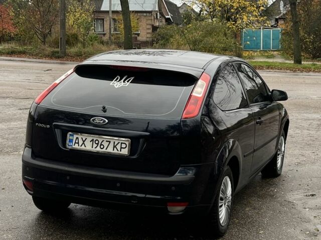 Синий Форд Фокус, объемом двигателя 1.4 л и пробегом 260 тыс. км за 2600 $, фото 2 на Automoto.ua
