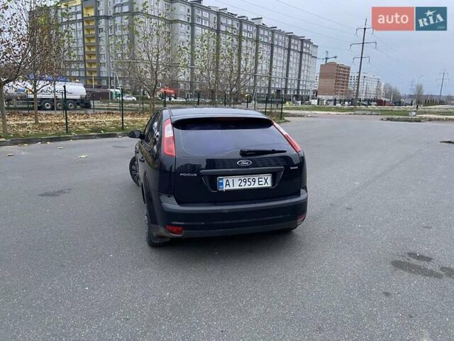 Синий Форд Фокус, объемом двигателя 1.4 л и пробегом 302 тыс. км за 4250 $, фото 2 на Automoto.ua