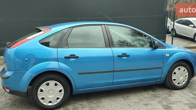 Синій Форд Фокус, об'ємом двигуна 1.6 л та пробігом 184 тис. км за 4700 $, фото 23 на Automoto.ua