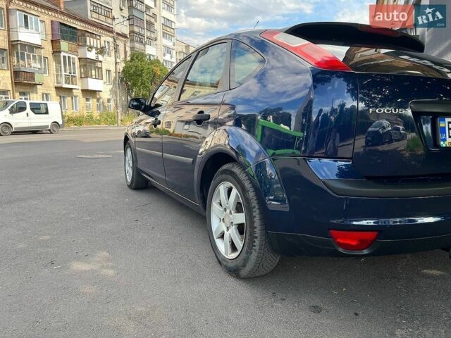 Синій Форд Фокус, об'ємом двигуна 1.6 л та пробігом 194 тис. км за 4000 $, фото 8 на Automoto.ua