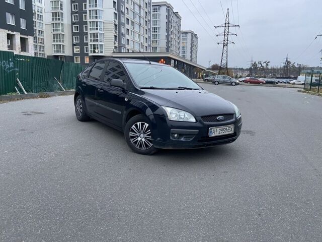 Синий Форд Фокус, объемом двигателя 1.4 л и пробегом 302 тыс. км за 4250 $, фото 3 на Automoto.ua