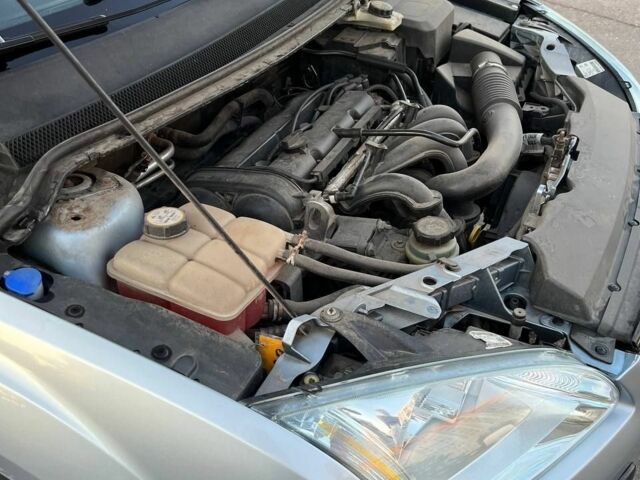 Синий Форд Фокус, объемом двигателя 1.6 л и пробегом 192 тыс. км за 3800 $, фото 20 на Automoto.ua