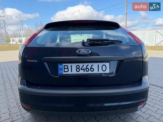 Синий Форд Фокус, объемом двигателя 1.39 л и пробегом 199 тыс. км за 3450 $, фото 6 на Automoto.ua