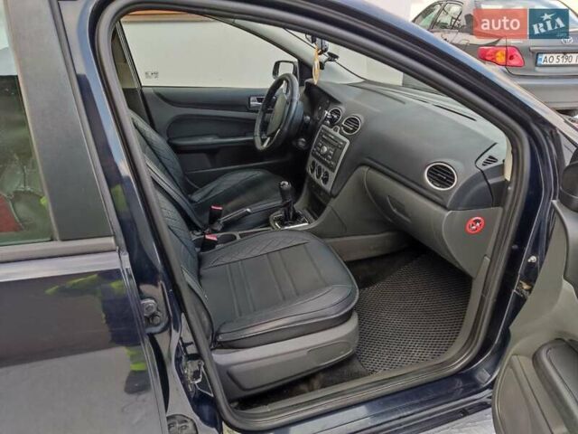 Синій Форд Фокус, об'ємом двигуна 1.6 л та пробігом 374 тис. км за 3800 $, фото 5 на Automoto.ua