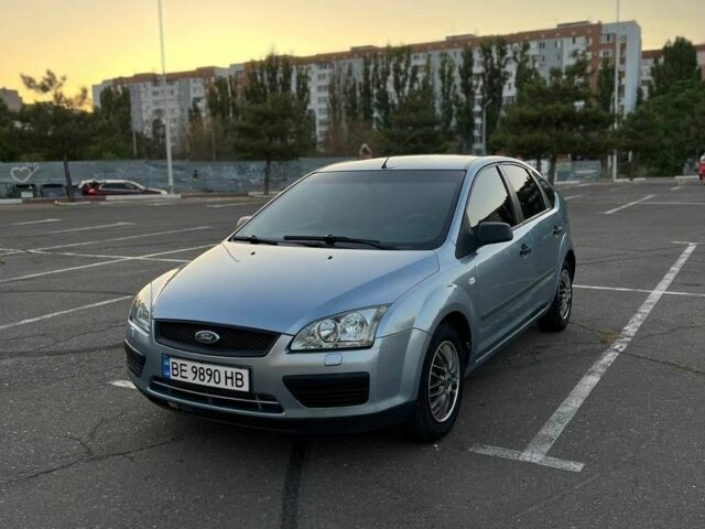 Синий Форд Фокус, объемом двигателя 1.6 л и пробегом 192 тыс. км за 3800 $, фото 2 на Automoto.ua