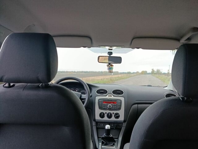 Синий Форд Фокус, объемом двигателя 1.6 л и пробегом 347 тыс. км за 4700 $, фото 17 на Automoto.ua