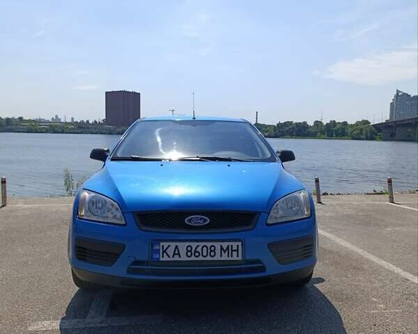 Синий Форд Фокус, объемом двигателя 1.6 л и пробегом 220 тыс. км за 6300 $, фото 8 на Automoto.ua