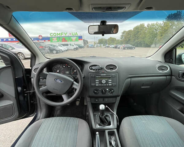 Синій Форд Фокус, об'ємом двигуна 1.39 л та пробігом 224 тис. км за 3099 $, фото 14 на Automoto.ua