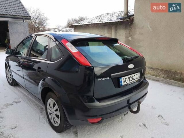 Синій Форд Фокус, об'ємом двигуна 1.6 л та пробігом 374 тис. км за 3800 $, фото 2 на Automoto.ua