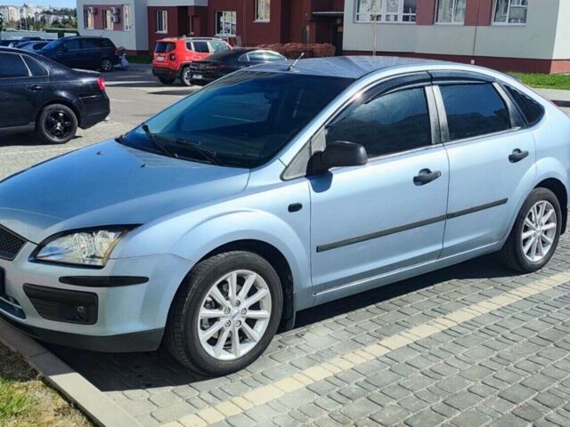Синий Форд Фокус, объемом двигателя 1.6 л и пробегом 200 тыс. км за 6200 $, фото 4 на Automoto.ua