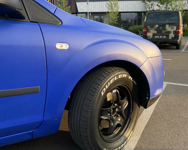 Синій Форд Фокус, об'ємом двигуна 1.6 л та пробігом 270 тис. км за 6100 $, фото 2 на Automoto.ua