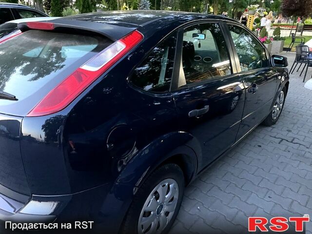Синий Форд Фокус, объемом двигателя 1.4 л и пробегом 0 тыс. км за 4800 $, фото 4 на Automoto.ua