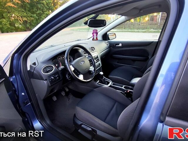 Синій Форд Фокус, об'ємом двигуна 1.6 л та пробігом 260 тис. км за 4800 $, фото 9 на Automoto.ua