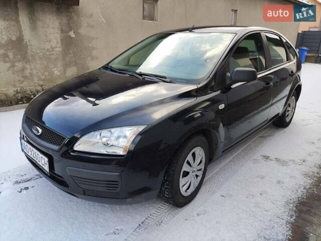 Синій Форд Фокус, об'ємом двигуна 1.6 л та пробігом 374 тис. км за 3800 $, фото 1 на Automoto.ua