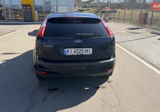 Синій Форд Фокус, об'ємом двигуна 1.6 л та пробігом 350 тис. км за 4100 $, фото 9 на Automoto.ua