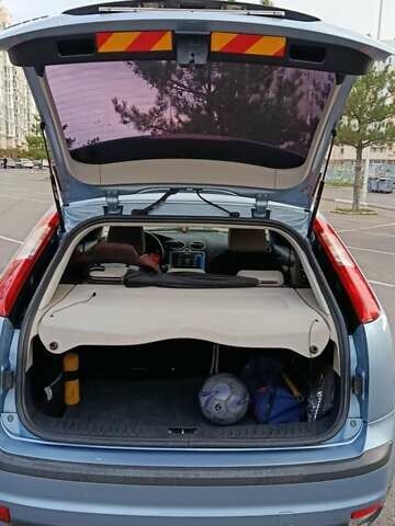 Форд Фокус 2005 в Николаеве на Automoto.ua Синий Форд Фокус, объемом двигателя 1.6 л и пробегом 202 тыс. км за 5350 $, фото 7 на Automoto.ua