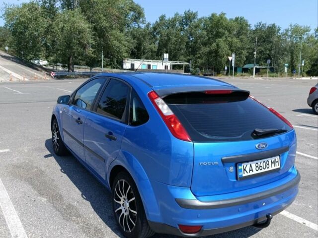 Синий Форд Фокус, объемом двигателя 1.6 л и пробегом 220 тыс. км за 4500 $, фото 3 на Automoto.ua