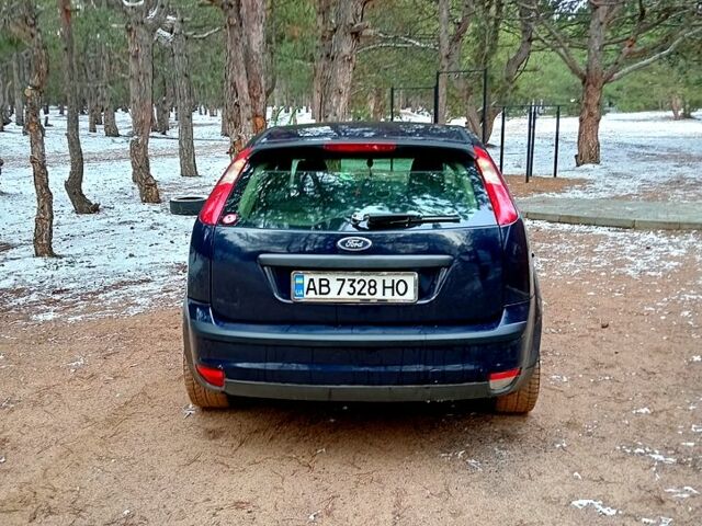 Синий Форд Фокус, объемом двигателя 1.4 л и пробегом 23000 тыс. км за 3500 $, фото 1 на Automoto.ua