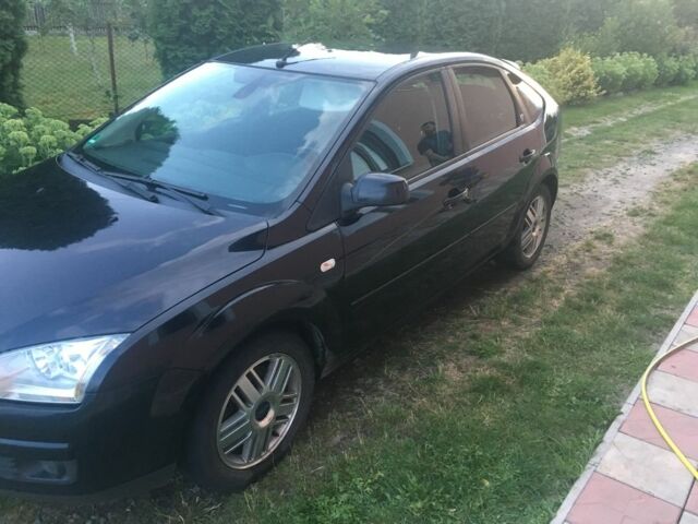 Синий Форд Фокус, объемом двигателя 1.8 л и пробегом 310 тыс. км за 3550 $, фото 2 на Automoto.ua