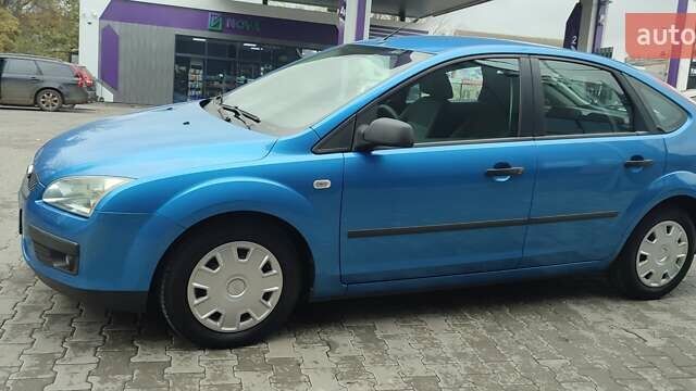 Синій Форд Фокус, об'ємом двигуна 1.6 л та пробігом 184 тис. км за 4700 $, фото 13 на Automoto.ua