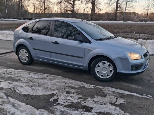 Синий Форд Фокус, объемом двигателя 1.6 л и пробегом 349 тыс. км за 4300 $, фото 1 на Automoto.ua