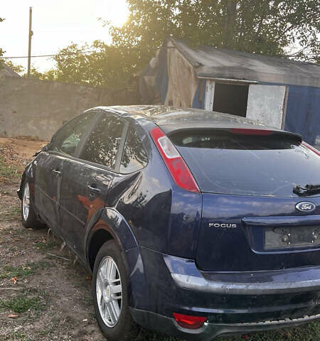 Синій Форд Фокус, об'ємом двигуна 1.6 л та пробігом 280 тис. км за 1500 $, фото 3 на Automoto.ua