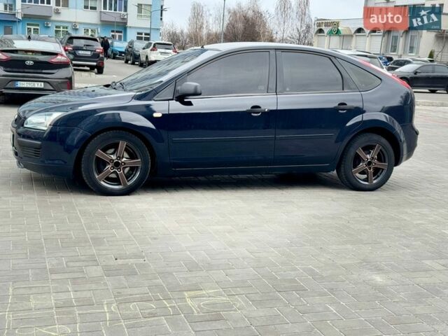Синий Форд Фокус, объемом двигателя 1.4 л и пробегом 367 тыс. км за 2799 $, фото 5 на Automoto.ua