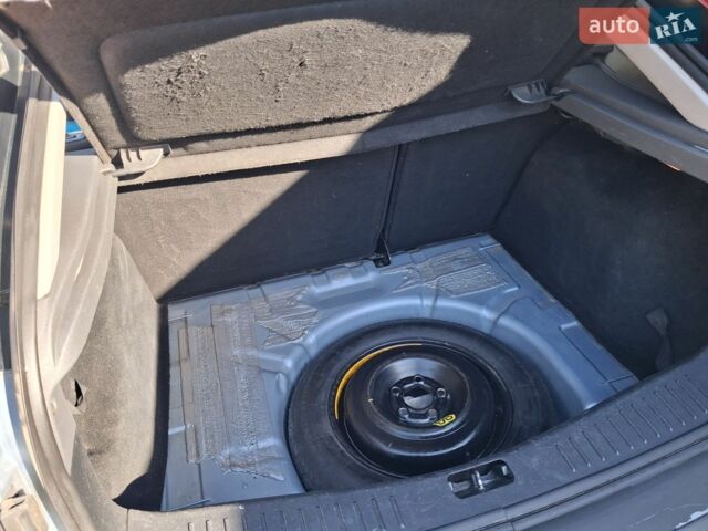 Синій Форд Фокус, об'ємом двигуна 1.56 л та пробігом 290 тис. км за 3750 $, фото 5 на Automoto.ua