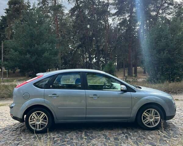 Синій Форд Фокус, об'ємом двигуна 1.6 л та пробігом 159 тис. км за 4300 $, фото 5 на Automoto.ua
