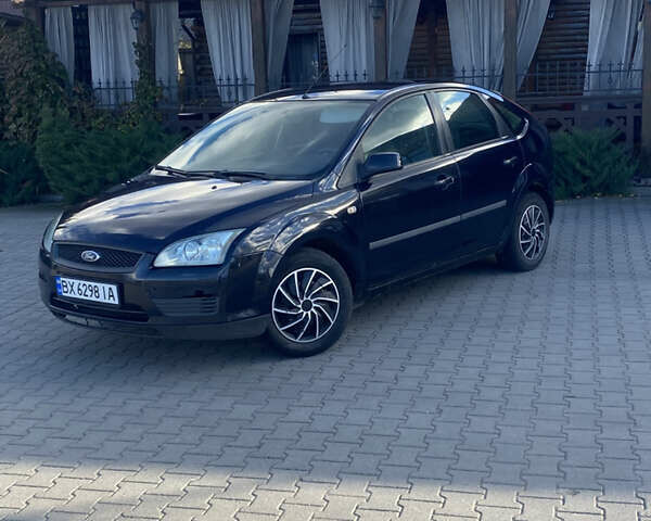 Синій Форд Фокус, об'ємом двигуна 1.39 л та пробігом 320 тис. км за 3199 $, фото 2 на Automoto.ua