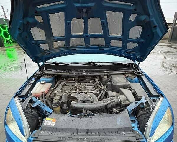 Синий Форд Фокус, объемом двигателя 1.6 л и пробегом 245 тыс. км за 4500 $, фото 13 на Automoto.ua