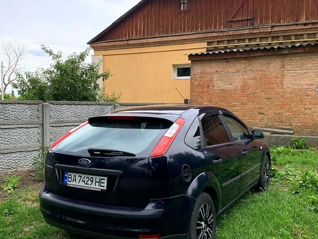 Синий Форд Фокус, объемом двигателя 1.4 л и пробегом 160 тыс. км за 3800 $, фото 1 на Automoto.ua