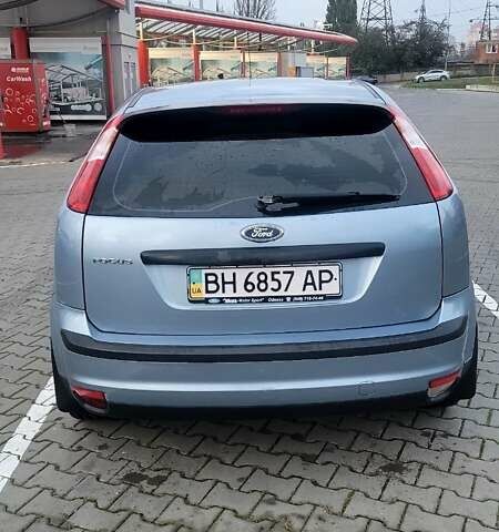 Синій Форд Фокус, об'ємом двигуна 1.6 л та пробігом 370 тис. км за 5000 $, фото 3 на Automoto.ua