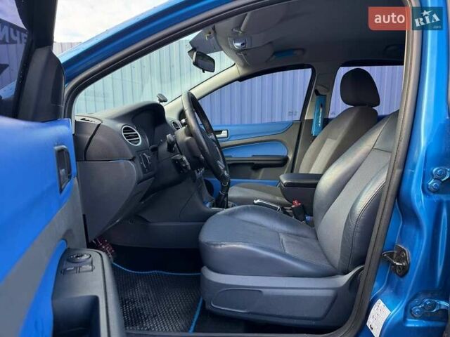 Синий Форд Фокус, объемом двигателя 1.6 л и пробегом 246 тыс. км за 4990 $, фото 8 на Automoto.ua