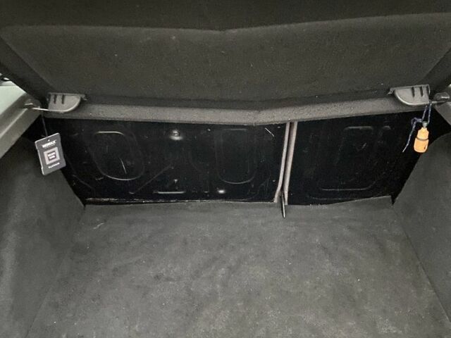 Синий Форд Фокус, объемом двигателя 1.4 л и пробегом 165 тыс. км за 2100 $, фото 13 на Automoto.ua