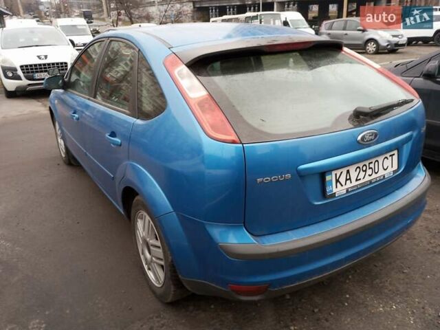 Синий Форд Фокус, объемом двигателя 1.6 л и пробегом 195 тыс. км за 6000 $, фото 2 на Automoto.ua