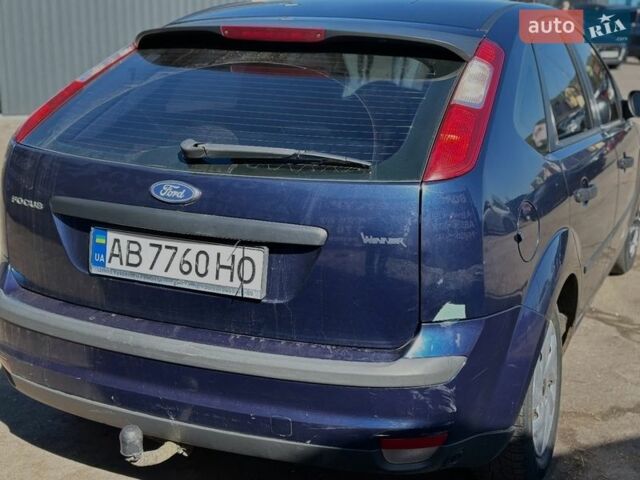 Синий Форд Фокус, объемом двигателя 1.39 л и пробегом 220 тыс. км за 2950 $, фото 9 на Automoto.ua