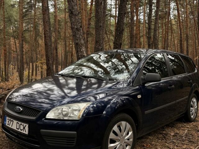 Синий Форд Фокус, объемом двигателя 1.6 л и пробегом 250 тыс. км за 3700 $, фото 1 на Automoto.ua