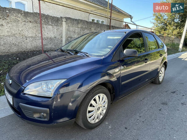 Синій Форд Фокус, об'ємом двигуна 1.6 л та пробігом 298 тис. км за 4300 $, фото 9 на Automoto.ua