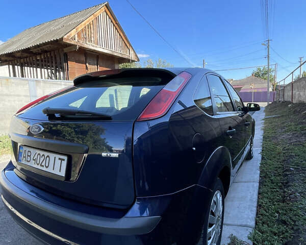 Синій Форд Фокус, об'ємом двигуна 1.6 л та пробігом 298 тис. км за 4300 $, фото 16 на Automoto.ua