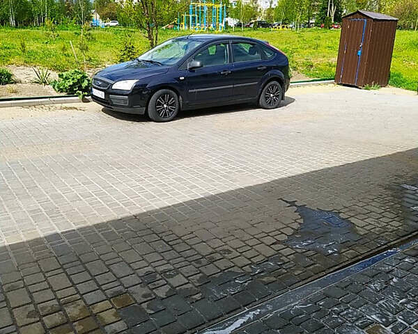 Синий Форд Фокус, объемом двигателя 1.39 л и пробегом 323 тыс. км за 4200 $, фото 7 на Automoto.ua