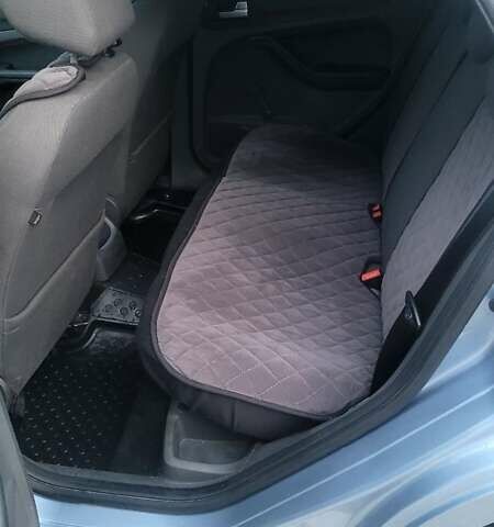 Синій Форд Фокус, об'ємом двигуна 1.6 л та пробігом 372 тис. км за 4000 $, фото 12 на Automoto.ua