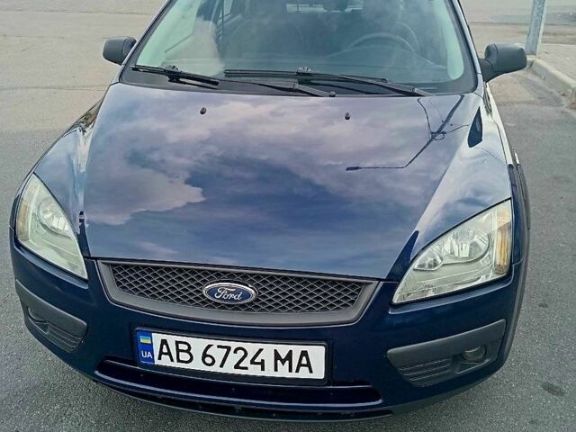 Синій Форд Фокус, об'ємом двигуна 1.6 л та пробігом 280 тис. км за 4350 $, фото 2 на Automoto.ua