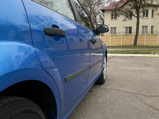 Синий Форд Фокус, объемом двигателя 1.4 л и пробегом 165 тыс. км за 2100 $, фото 5 на Automoto.ua