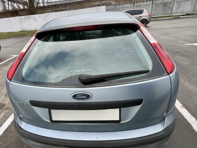 Синий Форд Фокус, объемом двигателя 1.6 л и пробегом 364 тыс. км за 1700 $, фото 6 на Automoto.ua