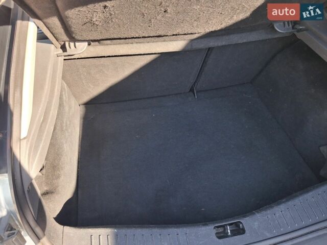 Синій Форд Фокус, об'ємом двигуна 1.56 л та пробігом 290 тис. км за 3750 $, фото 3 на Automoto.ua