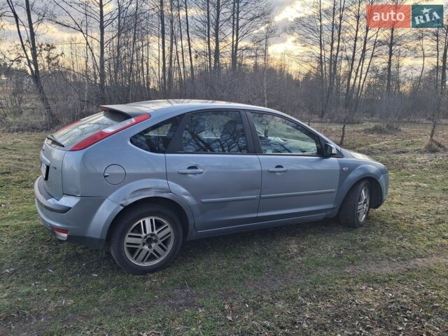 Синій Форд Фокус, об'ємом двигуна 1.56 л та пробігом 290 тис. км за 3750 $, фото 8 на Automoto.ua