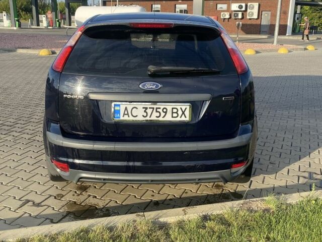 Синій Форд Фокус, об'ємом двигуна 1.4 л та пробігом 325 тис. км за 3800 $, фото 10 на Automoto.ua