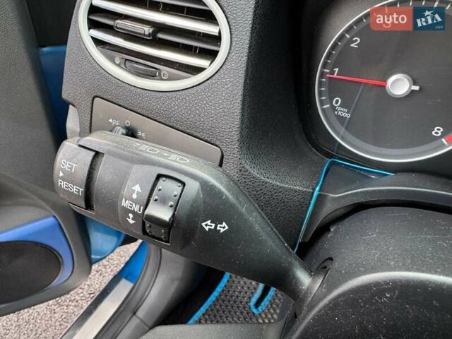 Синий Форд Фокус, объемом двигателя 1.6 л и пробегом 246 тыс. км за 4990 $, фото 17 на Automoto.ua